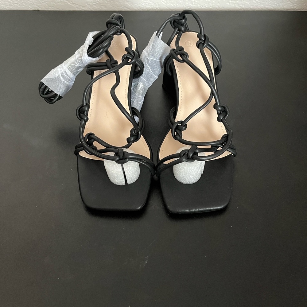 Elegant Black Strappy Women's Sandals